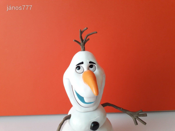 Eredeti Disney Jégvarázs mese szereplő Olaf hóember !! Extra !! 22cm