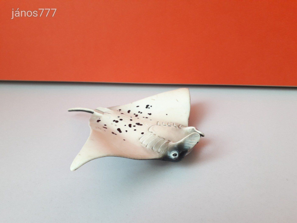 Eredeti Schleich Manta rája állatfigura ! 13x15cm ! 2012-es kiadás !! Schleich 14698