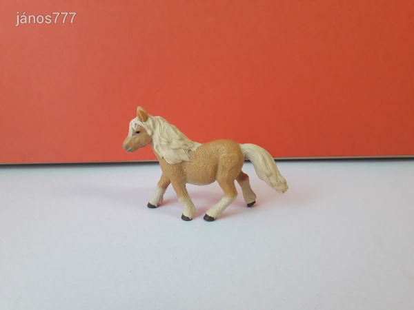 Eredeti Schleich McDonalds póniló állatfigura ! 9,5x7cm !! 2019-es kiadás !!