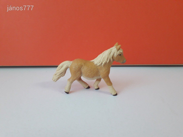 Eredeti Schleich McDonalds póniló állatfigura ! 9,5x7cm !! 2019-es kiadás !!