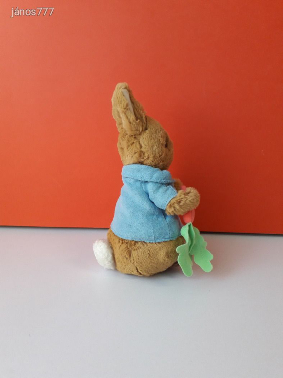 Eredeti Beatrix Potter Peter Rabbit Nyúl Péter mese szereplő plüss kabala 22 cm-es figura EXTRA