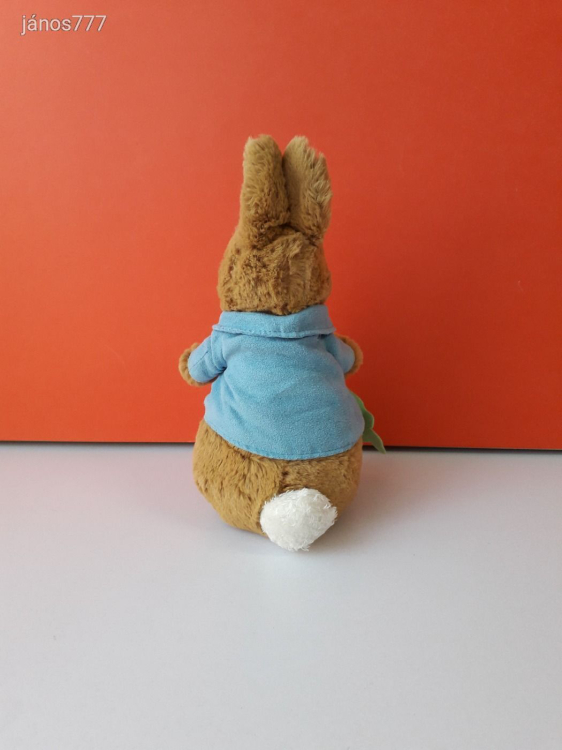 Eredeti Beatrix Potter Peter Rabbit Nyúl Péter mese szereplő plüss kabala 22 cm-es figura EXTRA