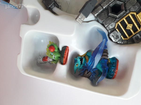 Eredeti Nintendo Wii  Skylanders TRAP TEAM konzol játék csomag  !! Dobozos
