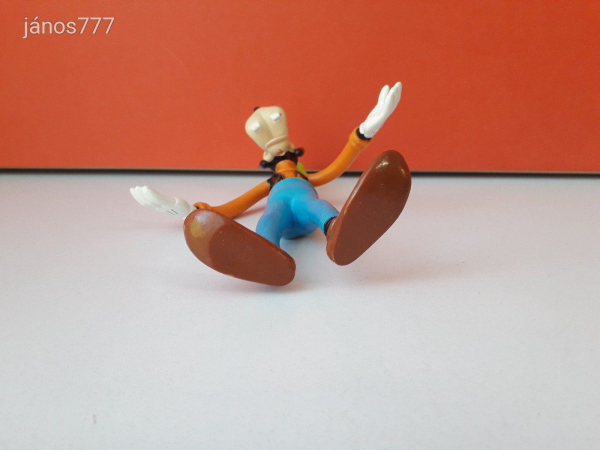 Eredeti Disney Goofy kutya mesefigura !! 18cm