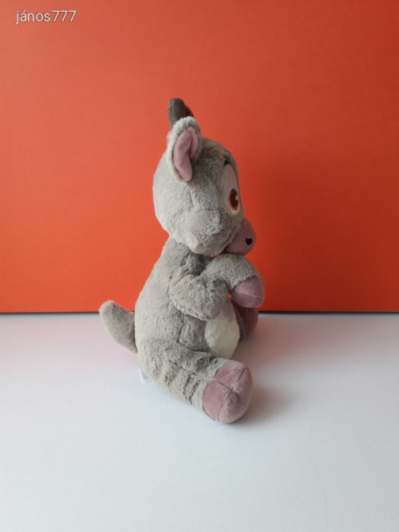 Eredeti Disney Jégvarázs Sven bébi Rénszarvas plüss szarvas kabala figura 29 cm-es !EXTRA