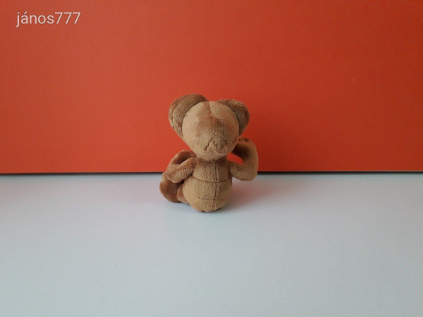 Universal Studios E.T. a Földönkívüli E. T. THE EXTRA-TERRESTRIAL 16 cm plüss kabala figura