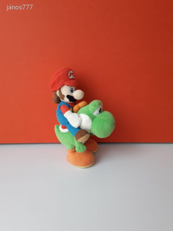 Eredeti Nintendo SUPER MARIO és YOSHI plüssfigura 22 cm-es plüss kabala figura EXTRA !!