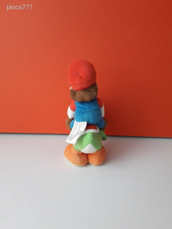 Eredeti Nintendo SUPER MARIO és YOSHI plüssfigura 22 cm-es plüss kabala figura EXTRA !!