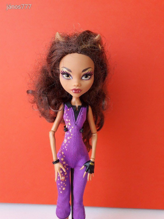 Eredeti Mattel Monster High baba Clawdeen Wolf játékbaba figura !! EXTRA !!