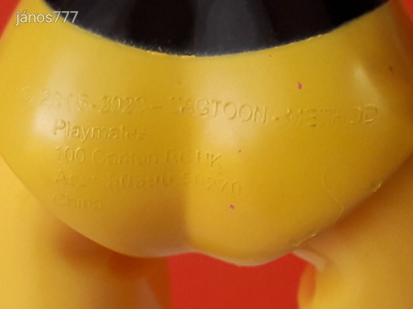 Eredeti Playmates Miraculous szuperhős MÉH baba figura 27 cm-es EXTRA