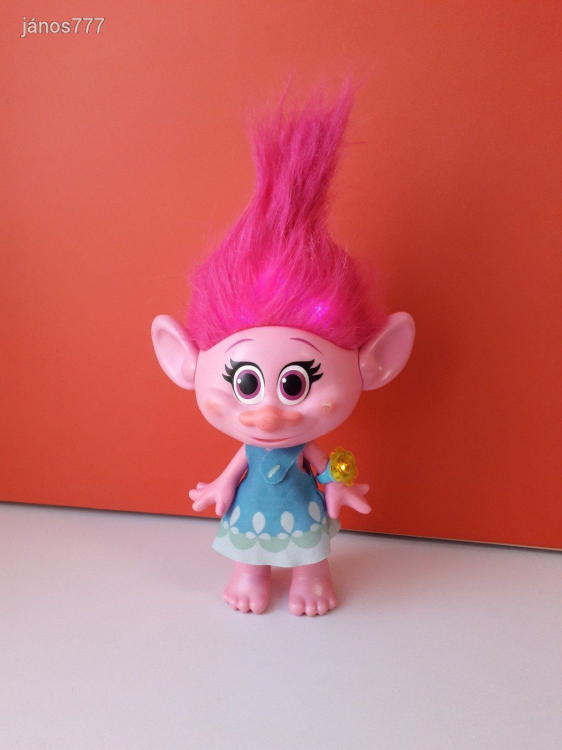 Eredeti Hasbro TROLLOK Troll kabala 37 cm-es interaktív figura ! Énekel - beszél - világít ! EXTRA !