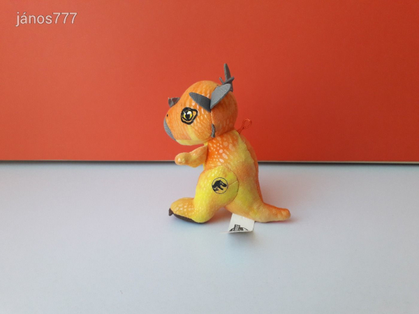 Eredeti Jurassic World dinoszaurusz 12 cm plüss dinó kabala figura ! EXTRA !!!