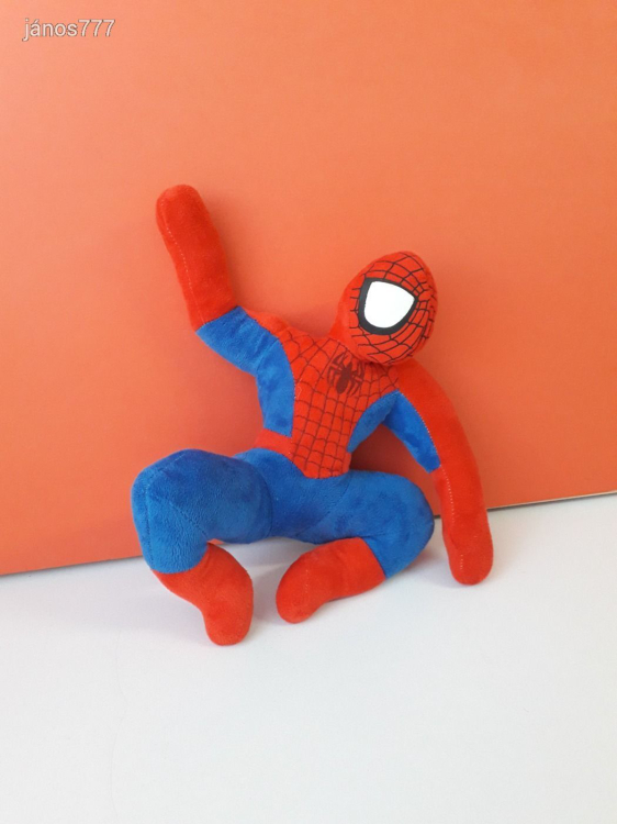 Marvel Avengers Bosszúállók PÓKEMBER Spiderman szuperhős plüss kabala figura 29 cm-es EXTRA