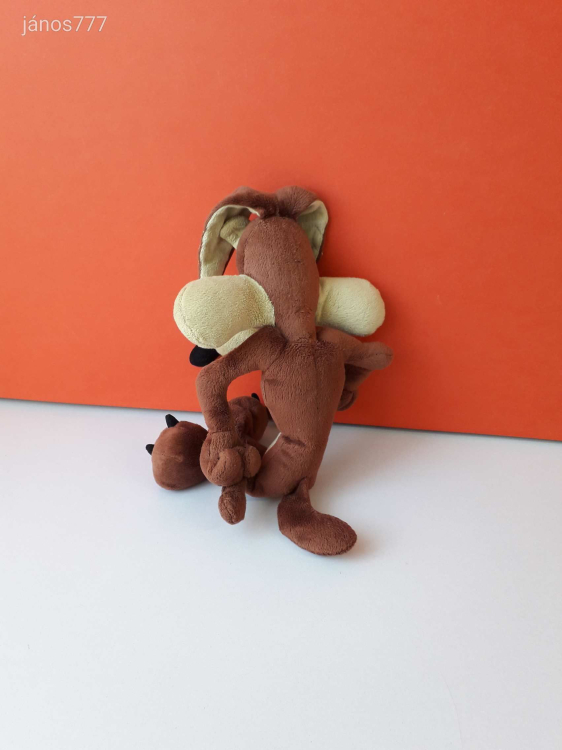 Warner Bros LOONEY TUNES Prérifarkas plüss Bolondos dallamok mese szereplő 45 cm kabala figura EXTRA