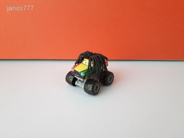 Eredeti Disney Cars Toon Deluxe Verdák szereplő Villám barátja Rasta Carian fém kisautó 7,5cm