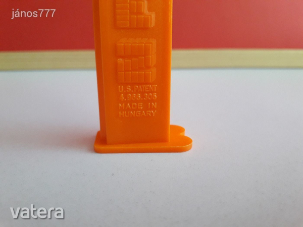 990 forintos vásár !! Eredeti PEZ cukorkatartó adagoló Mickey egér figura !!
