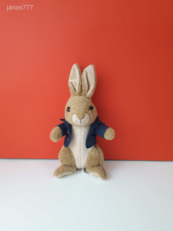 Eredeti Peter Rabbit Nyúl Péter mese szereplő plüss kabala 35 cm-es plüssfigura EXTRA