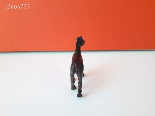 Eredeti Schleich csikó állatfigura !! 7x6,5cm ! 1992-es kiadás ! Schleich 13109