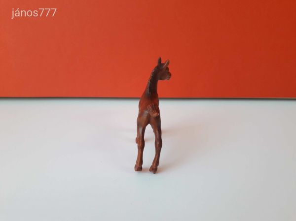 Eredeti Schleich csikó állatfigura !! 7,5x7,5cm ! 1995-ös kiadás ! Schleich 13115