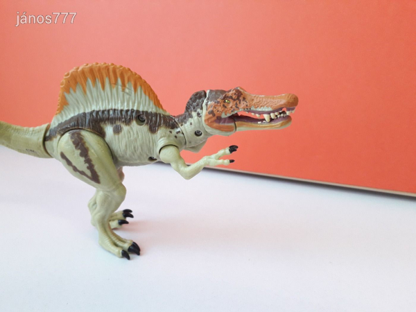 Eredeti Hasbro 2015 Jurassic World Bashers & Biters Spinosaurus dinoszaurusz !! 18cm