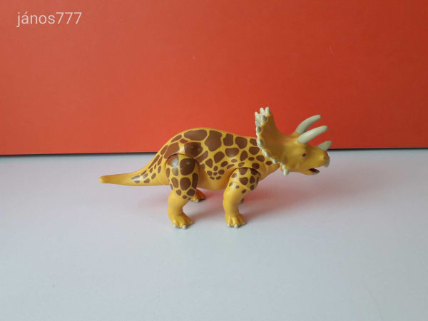 Eredeti Playmobil Triceratops állatfigura ! 22x10cm