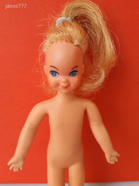 Eredeti vintage retro SN11 baba TUTTI doll játékbaba !