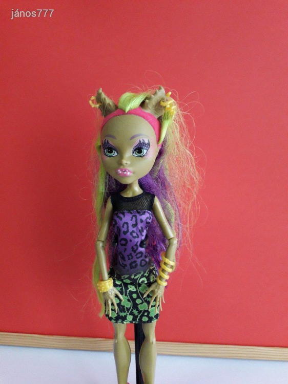 Eredeti Mattel Monster High baba CLAWVENUS !! 27 cm !! EXTRA !!