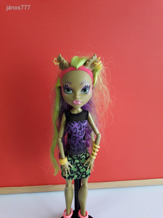 Eredeti Mattel Monster High baba CLAWVENUS !! 27 cm !! EXTRA !!