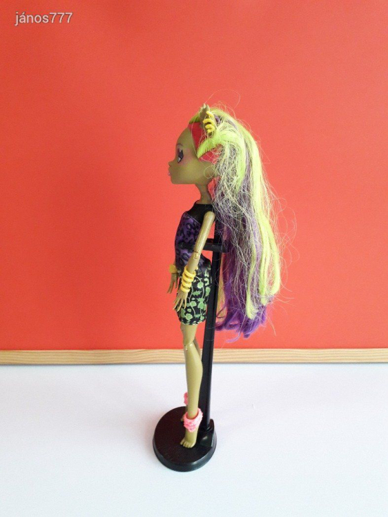 Eredeti Mattel Monster High baba CLAWVENUS !! 27 cm !! EXTRA !!