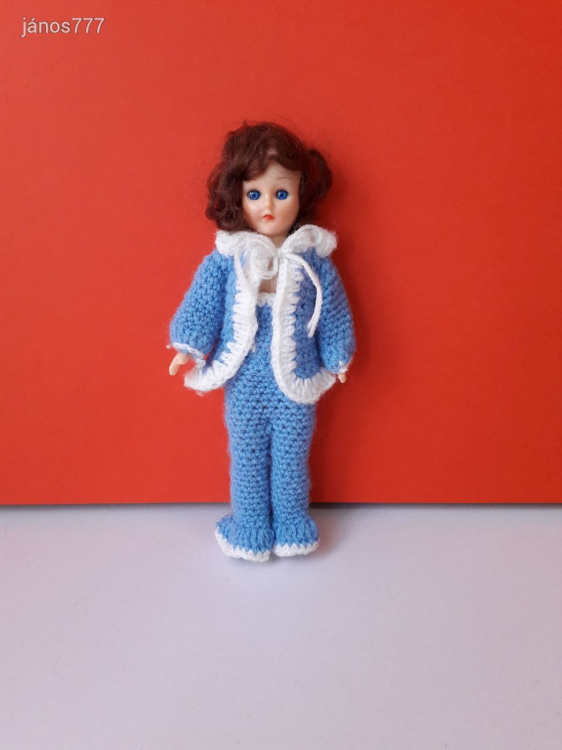 Baba vintage retro kabala figura 20 cm-es pislogó lány játékbaba EXTRA