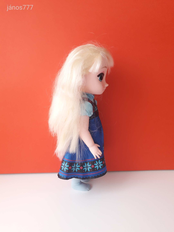 Eredeti Disney Princess Frozen Jégvarázs Elsa Elza hercegnő baba 39 cm-es hajasbaba !!