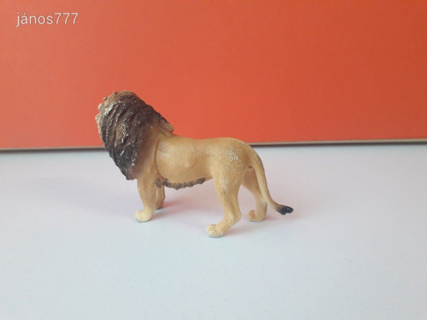 Eredeti Schleich oroszlán állatfigura ! 10,5x7cm ! 2017-es kiadás !