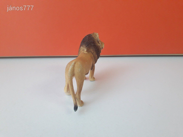 Eredeti Schleich oroszlán állatfigura ! 10,5x7cm ! 2017-es kiadás !
