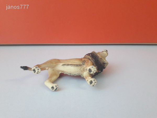 Eredeti Schleich oroszlán állatfigura ! 10,5x7cm ! 2017-es kiadás !
