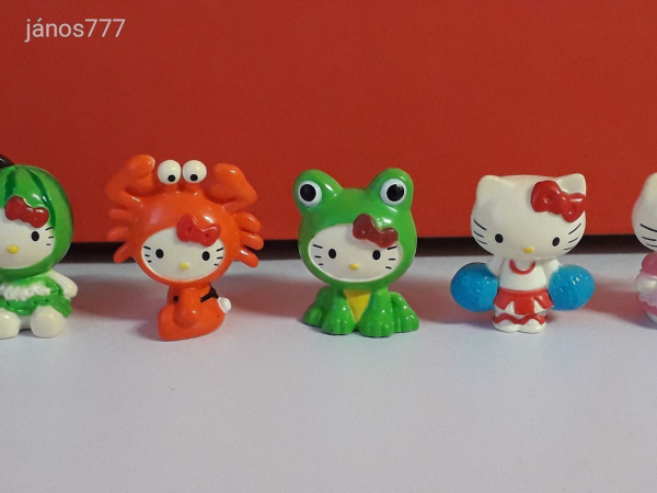 Eredeti Hello Kitty cica mese mini kabala figura csomag !! 14 db-os gyűjtemény ! EXTRA