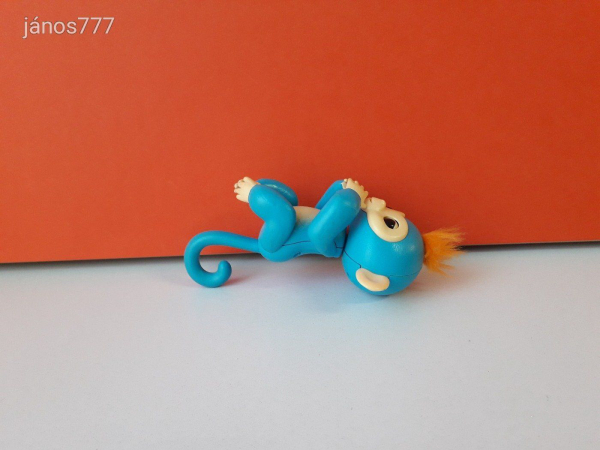Fingerlings MAJOM interaktív figura ! Hangot adó - mozgó maki figura !! EXTRA !