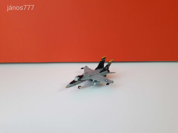 Eredeti Mattel Disney Planes Repcsik Bravo vadászgép fém repülő !! 12cm