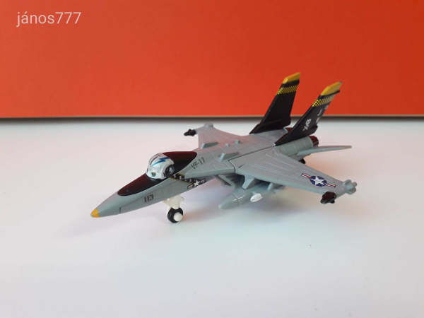 Eredeti Mattel Disney Planes Repcsik Bravo vadászgép fém repülő !! 12cm