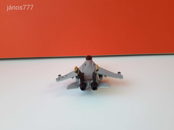 Eredeti Mattel Disney Planes Repcsik Echo vadászgép fém repülő !! 12cm