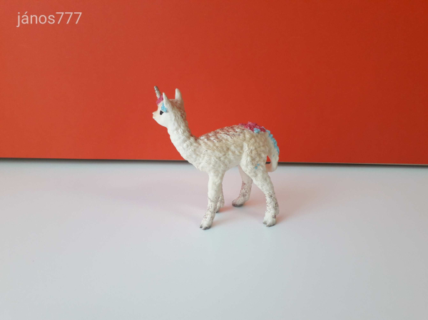 Eredeti Schleich Bayala láma unikornis fantasy állatfigura ! 10,5cm ! 2021-es kiadás! Schleich 70743