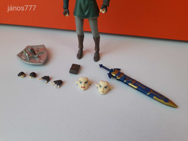 ZELDA Nintendo szereplő figura kiegészítőkkel !! EXTRA !!
