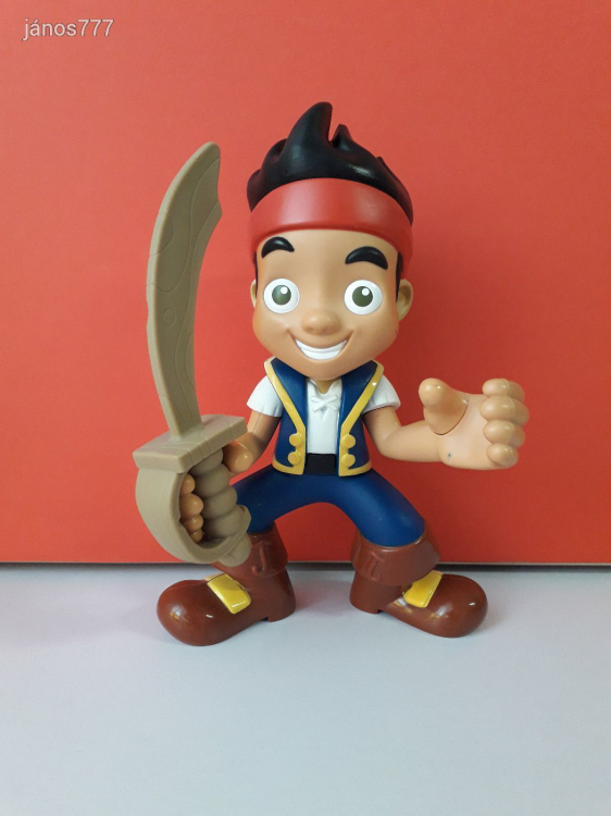 Eredeti Mattel Disney Jake és Sohaország kalózai mese szereplő Jake a kalóz mesefigura !! 23cm