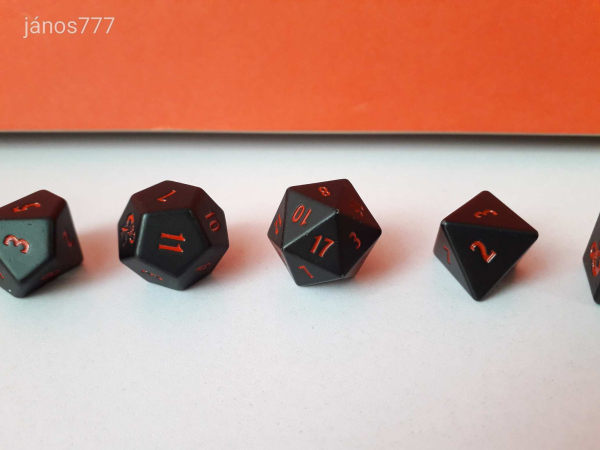 Eredeti Ultra PRO 2019 Dungeons & Dragons játék kocka készlet !!