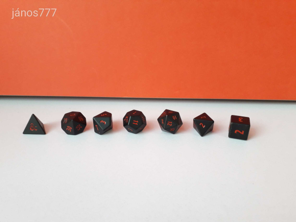 Eredeti Ultra PRO 2019 Dungeons & Dragons játék kocka készlet !!