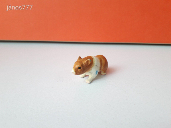 Eredeti Schleich Hörcsög állatfigura !! 6x2,5cm !! 2004-es kiadás ! Schleich 14412