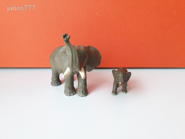 Eredeti Schleich Afrikai elefánt és bébi állatfgiura ! Schleich 14083 és 14039