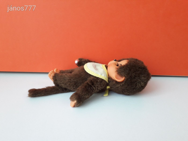 Sekiguchi Monchhichi Moncsicsi ALVÓ Pislogó Moncsi retro kabala figura !! EXTRA !!