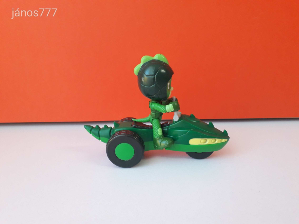 Eredeti Simba Just Play PJ Mask Pizsihősök Gekko figura járművel !!