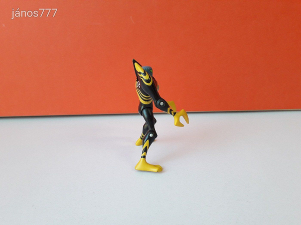 Eredeti BEN 10 Lodestar akciófigura !! 10cm