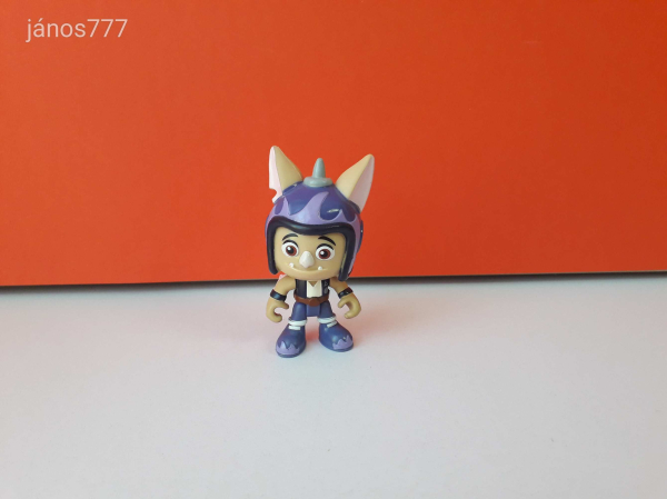 Eredeti Hasbro Top Wing Madár Akadémia Baddy Mcbat figura ! 8,5cm